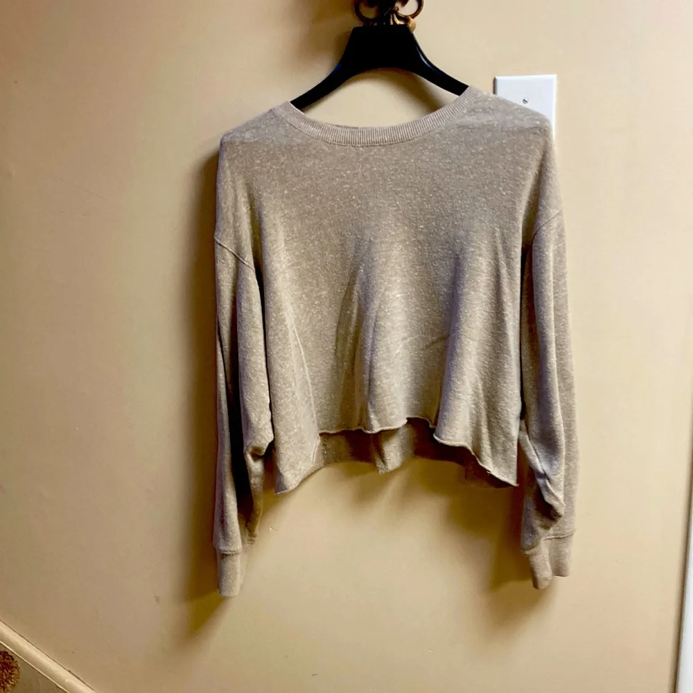 Women’s tan long sleeve size medium sweatshirt crop top Z supply company - Picture 1 of 1